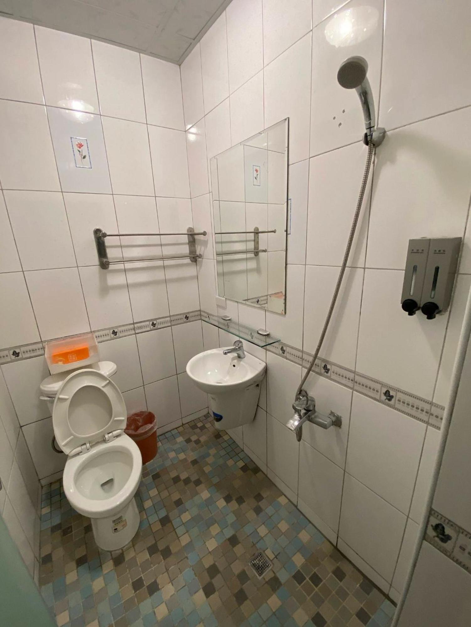 Beauty Home Homestay Хуалиен Сити Екстериор снимка